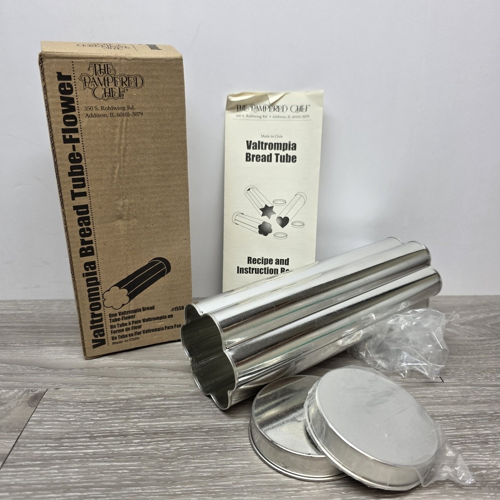 NEW! The Pampered Chef Valtrompia Bread Tube Flower #1550 Makes Beautiful Bread!